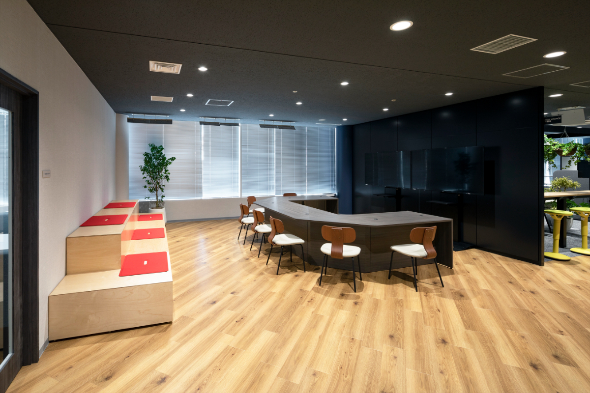 某企業　様