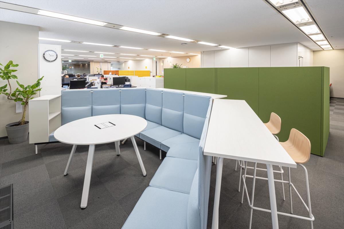 某情報サービス企業　様
