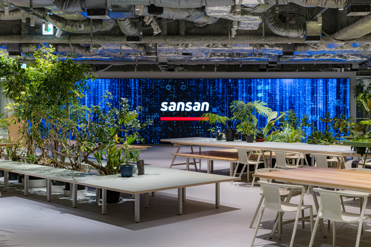 Sansan株式会社　様